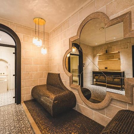Signum Hotel Podgorica Ngoại thất bức ảnh