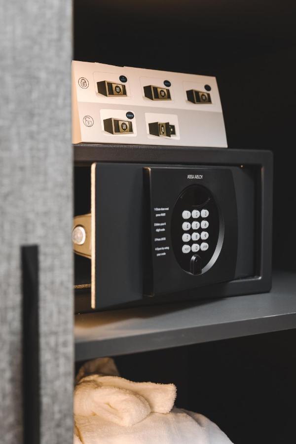 Signum Hotel Podgorica Ngoại thất bức ảnh